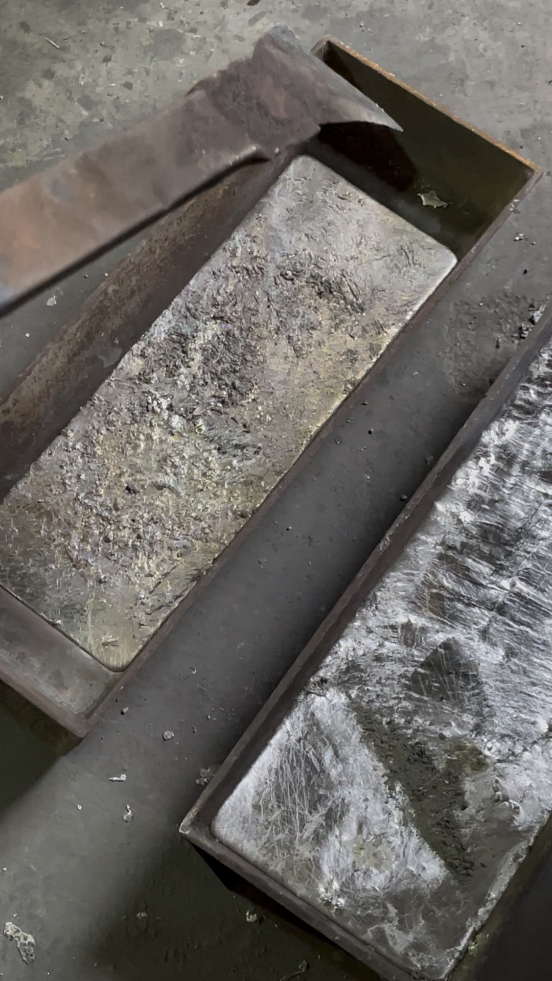 錫錠、鍍金針、金鹽等貴金屬資源的回收利用與環保價值